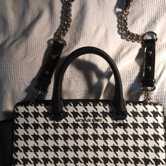 MICHAEL KORS - Picture 1 of 5